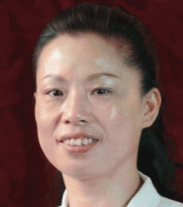 何玲