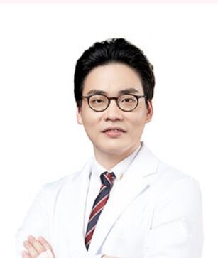李相雨