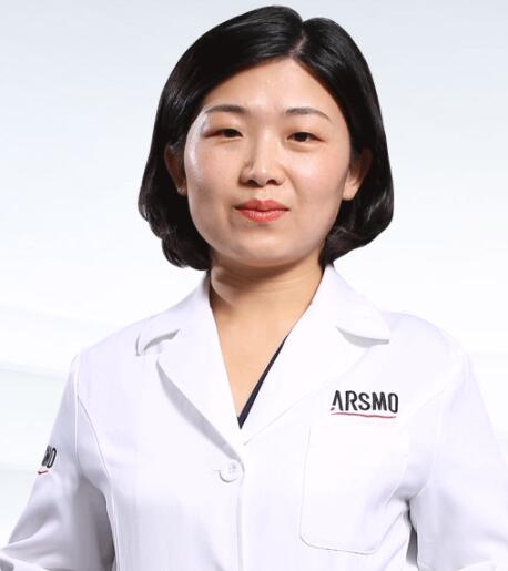 王新玉