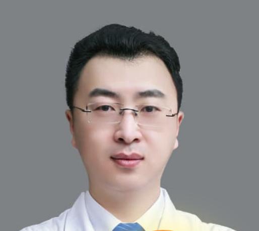 刘成