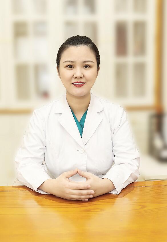 李艳