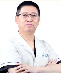 侯宝忠