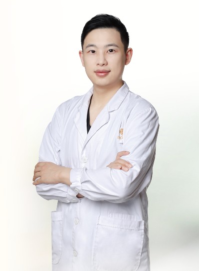黄斌