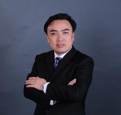 卢显碧