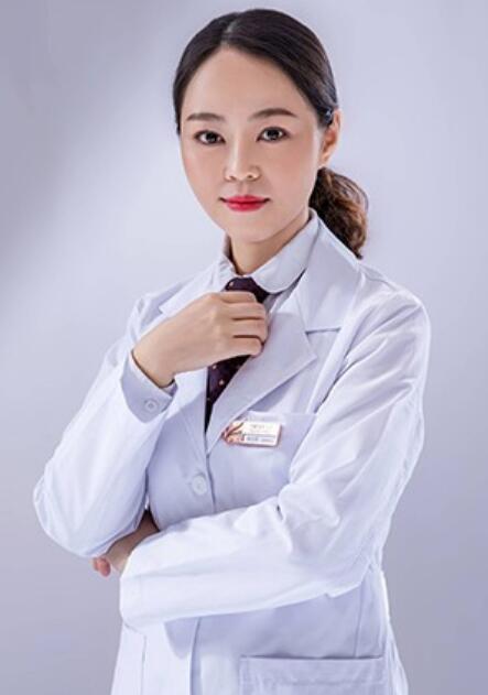 李光琴