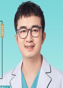 梁进华