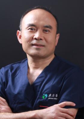 胡华新