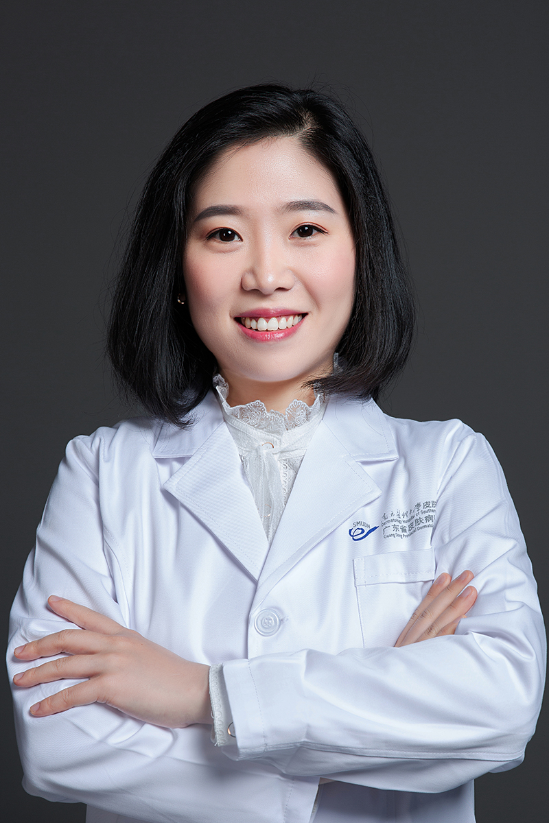 李里