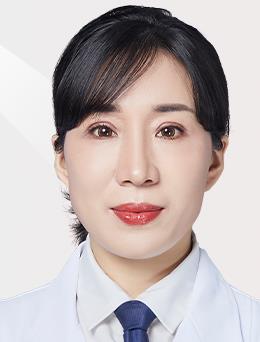 尹彩霞