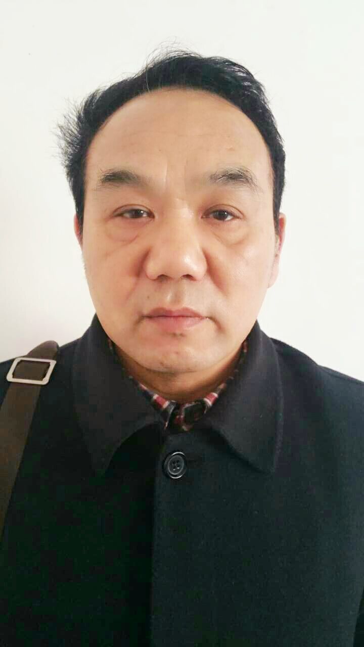鄢潮海