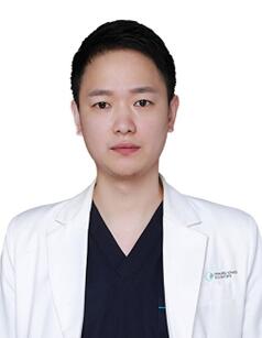 李强