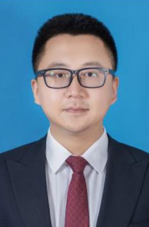 何寅翔