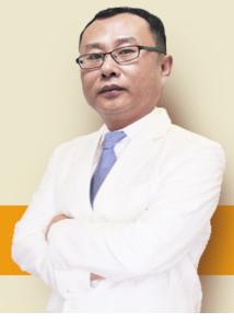 刘品