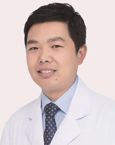 邱明