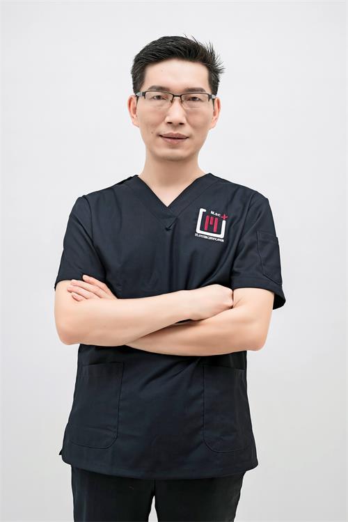杨唐文