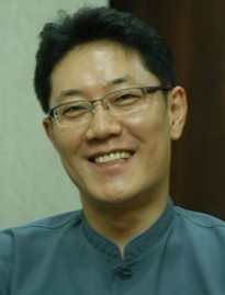 李伦周