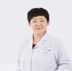 侯磊