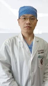 闫兆伟