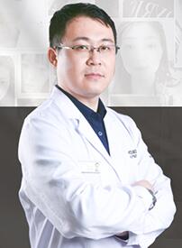 裴大伟