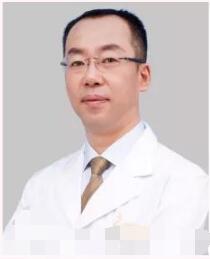 黄震英