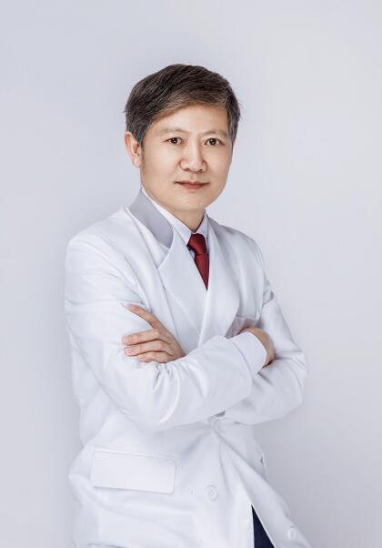 杨诚